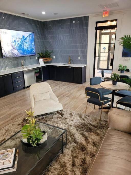 South Charlotte'S Cozy & Modern Appartement Buitenkant foto