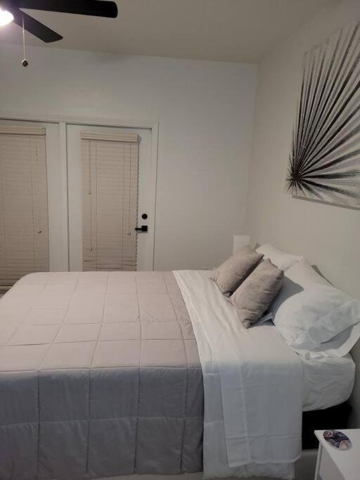 South Charlotte'S Cozy & Modern Appartement Buitenkant foto